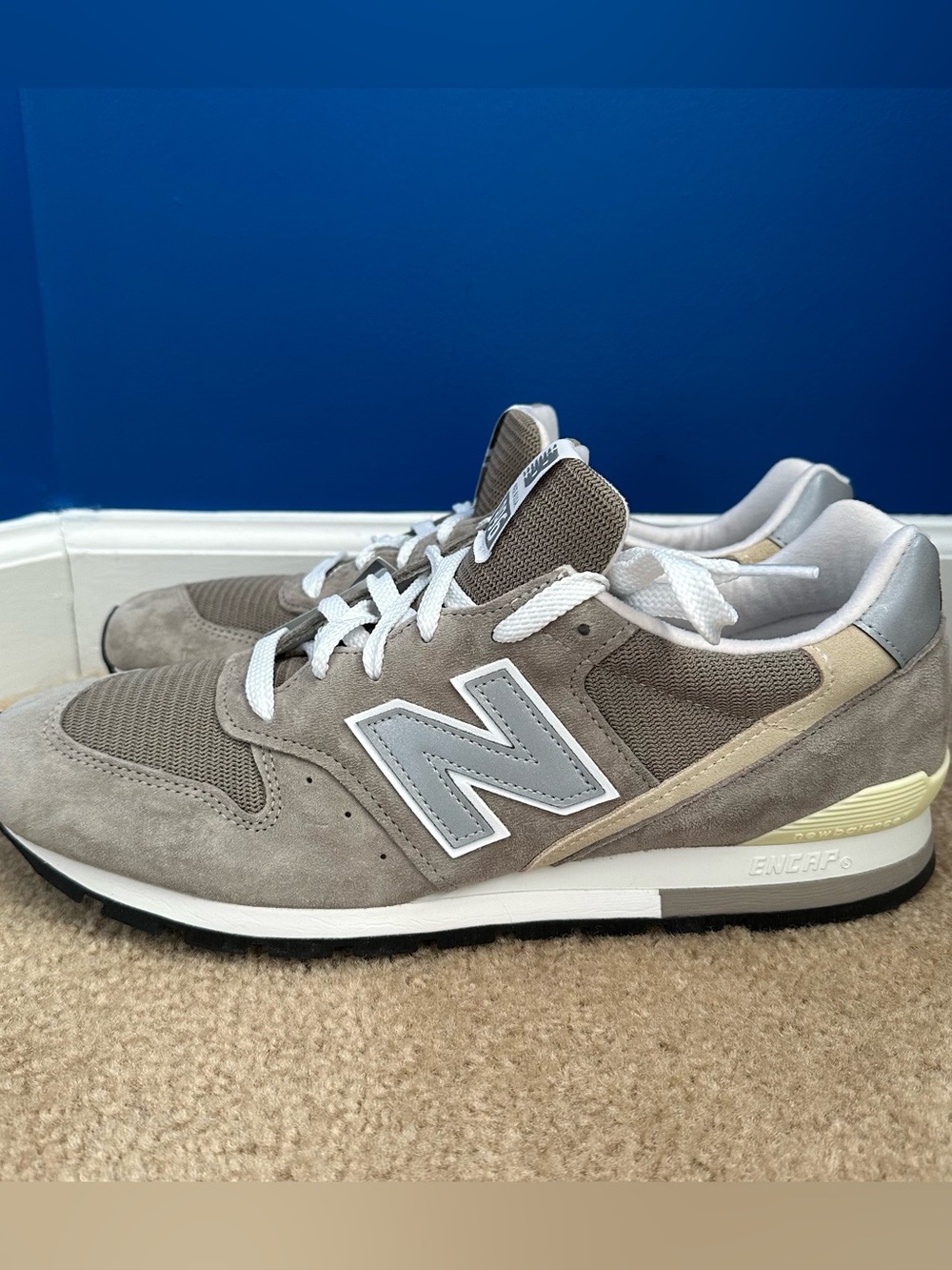 New Balance 996 Sneakers Men’s Size 11.5 Color Grey Silver Shoes U996GR